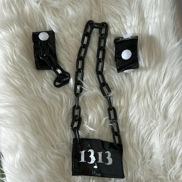 Troublemaker Maker costume child medium, 8 to 10 years black-and-white - Picture 9 of 9